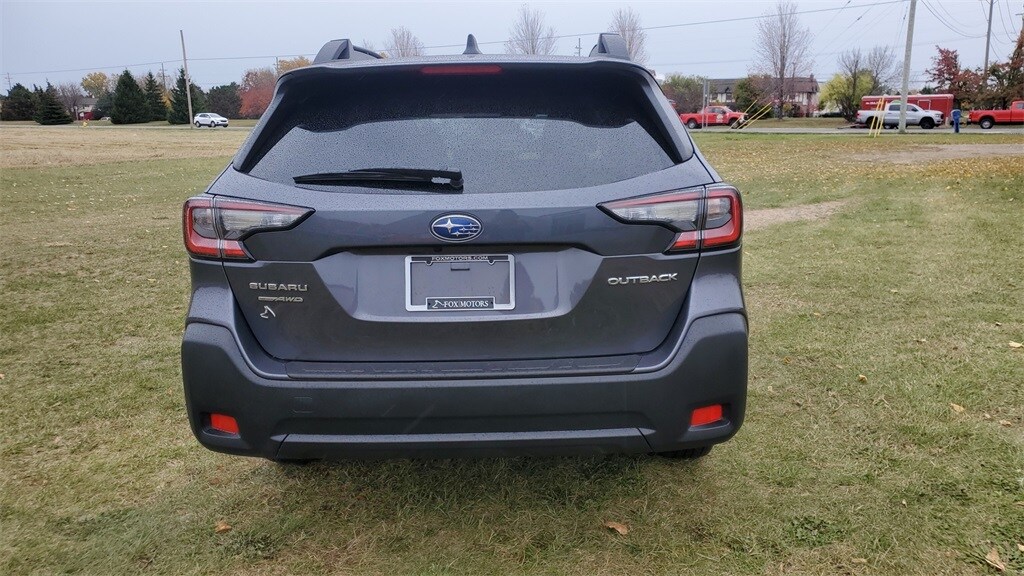 2025 Subaru Outback Premium photo 3