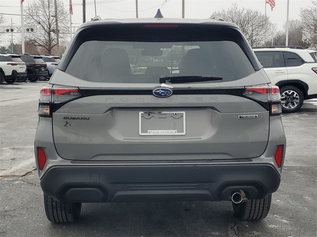 2026 Subaru Forester Touring photo 4