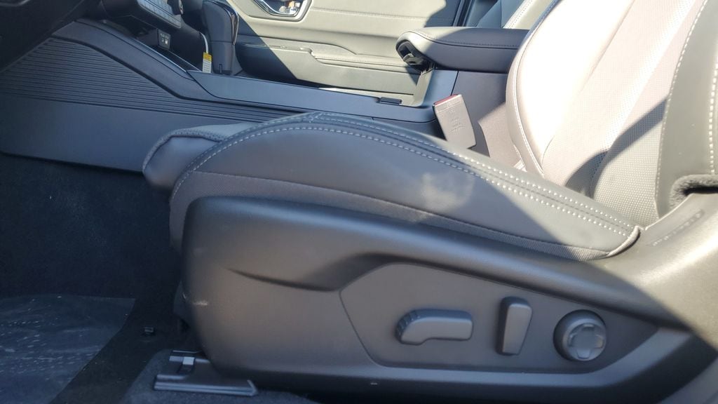 2026 Subaru Outback Touring XT - Photo 7