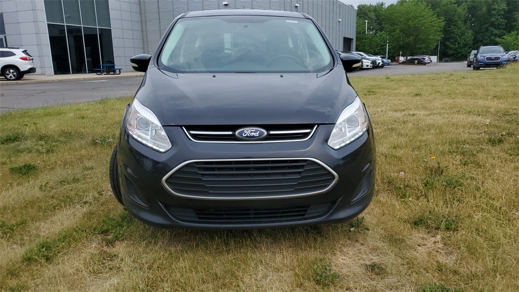 Used 2018 Ford C-Max SE with VIN 1FADP5AU2JL101722 for sale in Macomb, MI