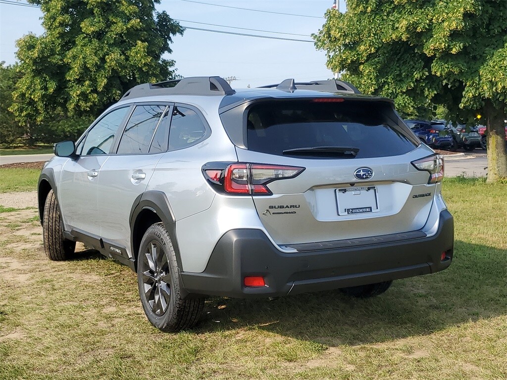 2025 Subaru Outback Onyx Edition photo 2