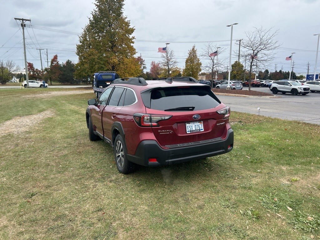 Used 2025 Subaru Outback Premium SUV