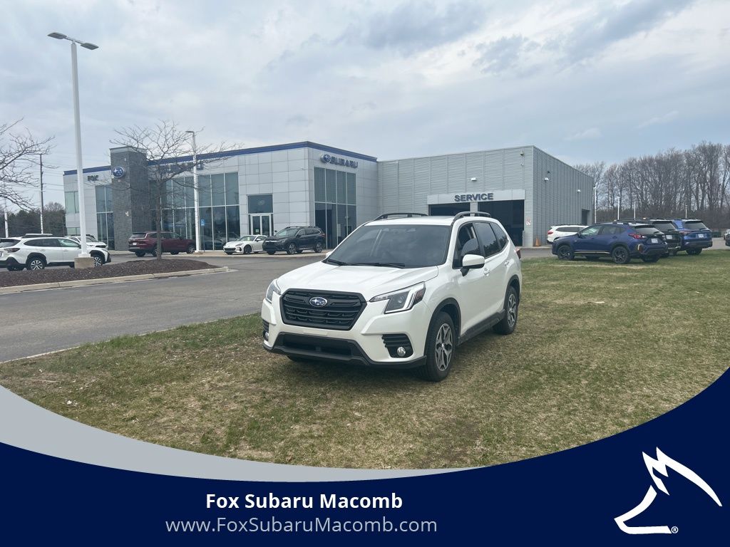 2023 Subaru Forester Premium