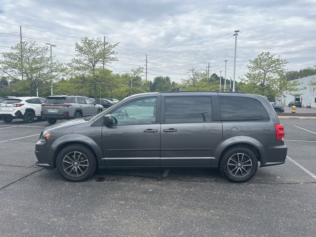 Used 2016 Dodge Grand Caravan R/T Van