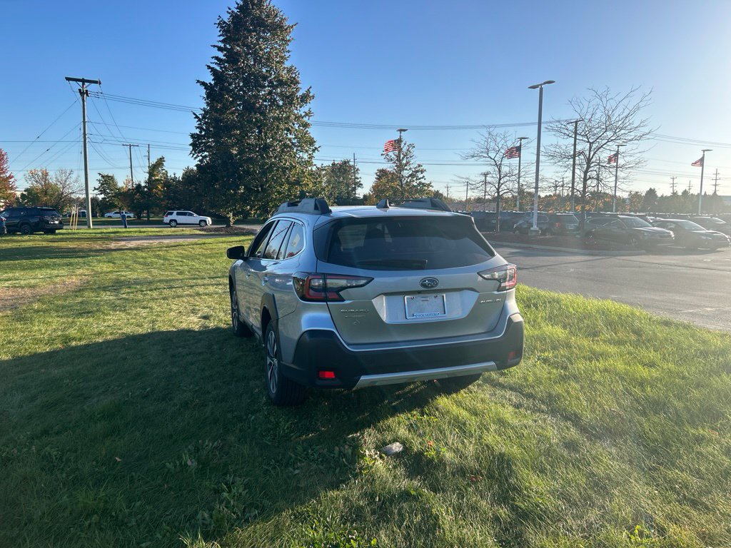 Used 2024 Subaru Outback Limited SUV