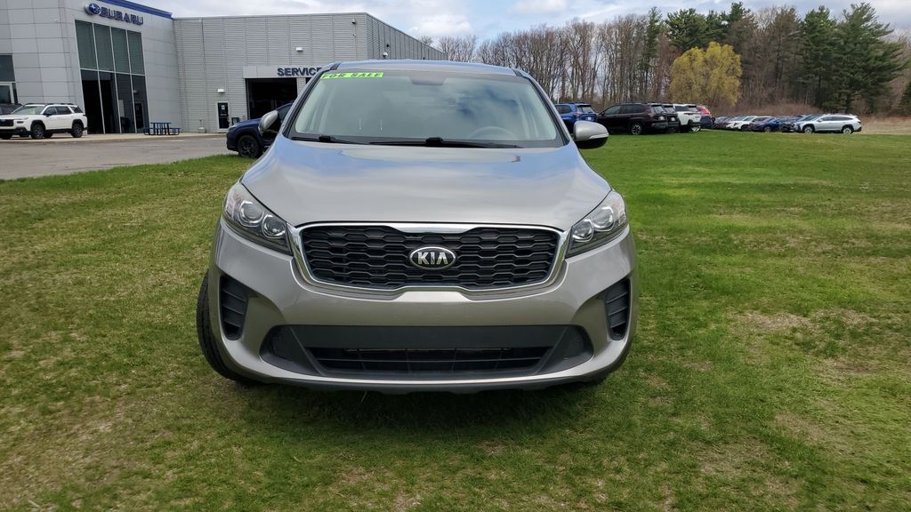 Used 2019 Kia Sorento LX with VIN 5XYPG4A37KG505833 for sale in Macomb, MI