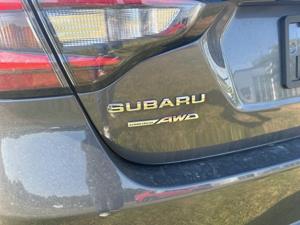 2020 Subaru Legacy Premium photo 4