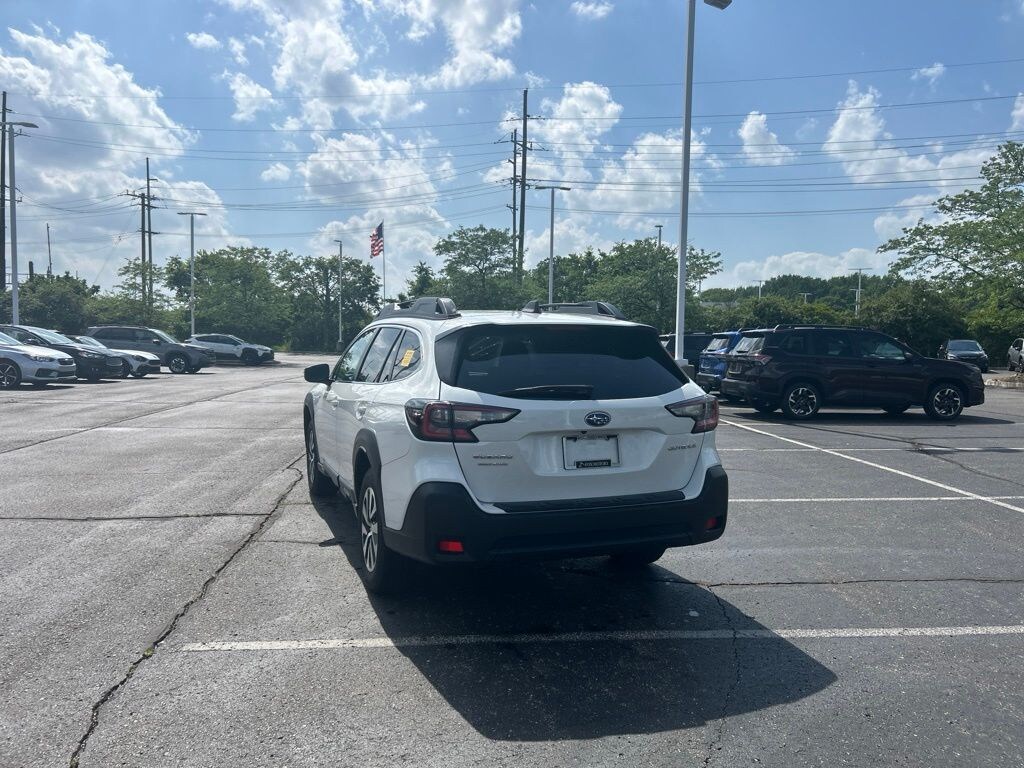 Used 2023 Subaru Outback Premium SUV