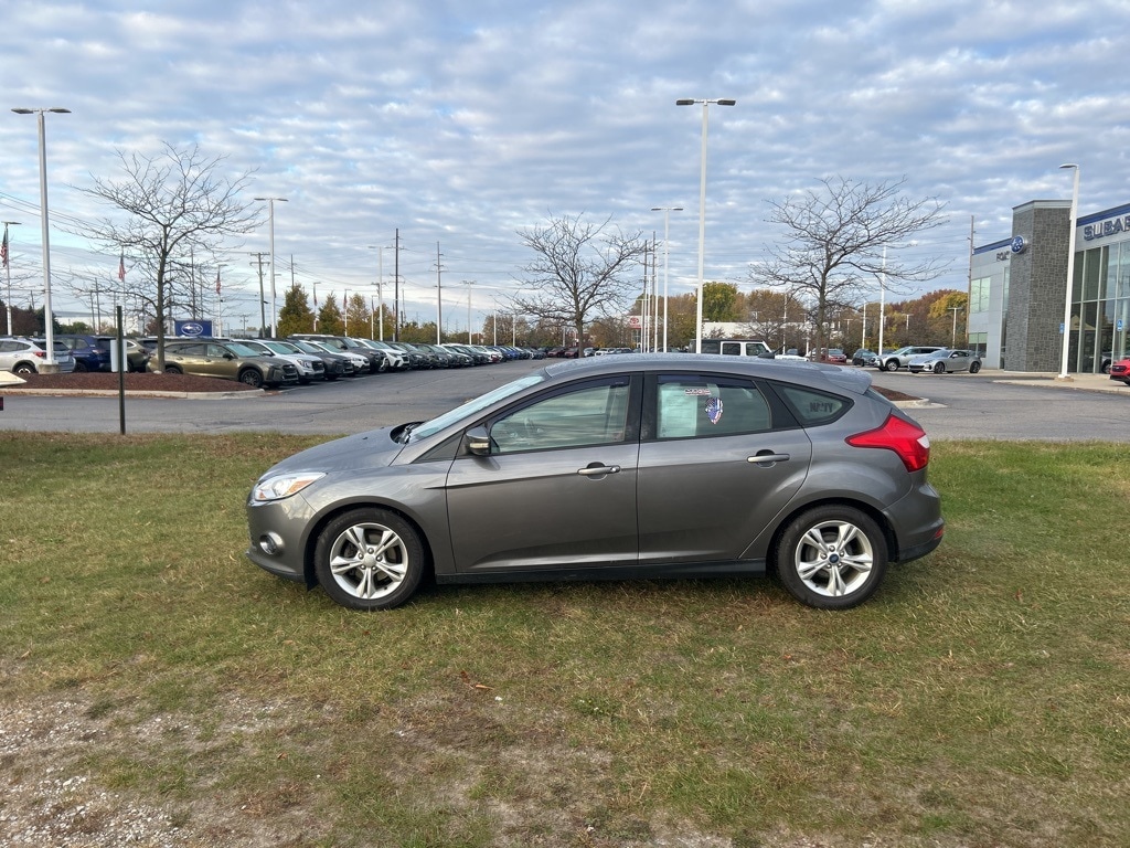 Used 2013 Ford Focus SE with VIN 1FADP3K2XDL169465 for sale in Macomb, MI