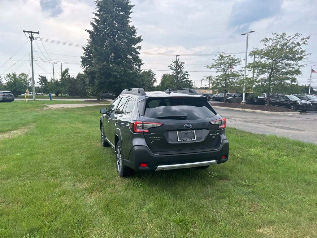 Used 2025 Subaru Outback Limited SUV