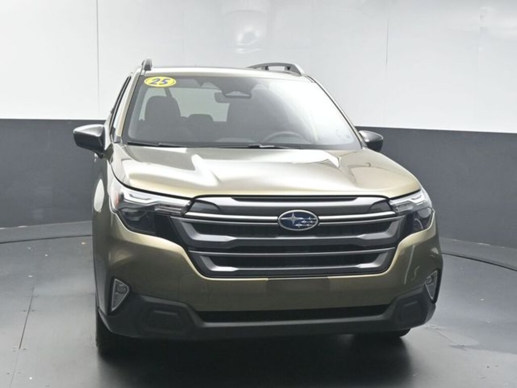 Used 2025 Subaru Forester Premium SUV