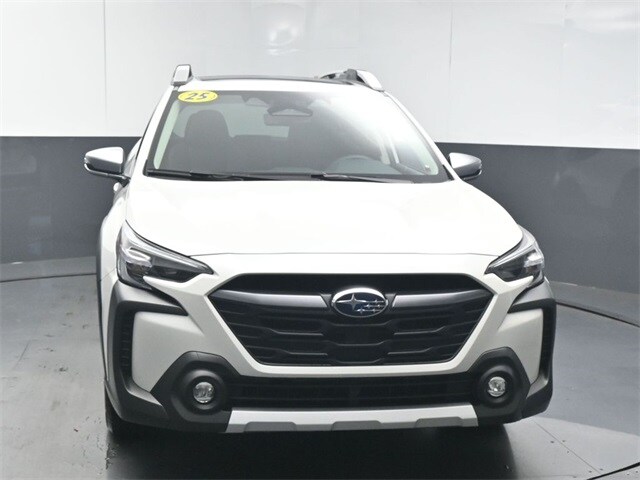 2025 Subaru Outback Touring XT photo 2