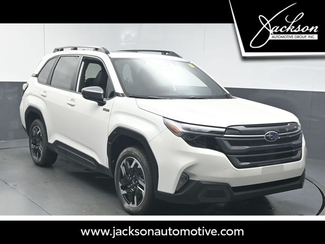 2026 Subaru Forester Limited Hybrid's photo