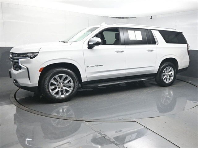 2023 Chevrolet Suburban Premier photo 4
