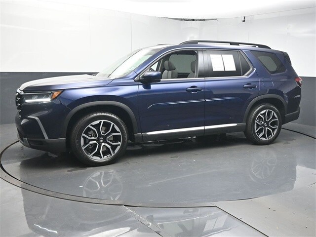 2025 Honda Pilot Touring photo 3