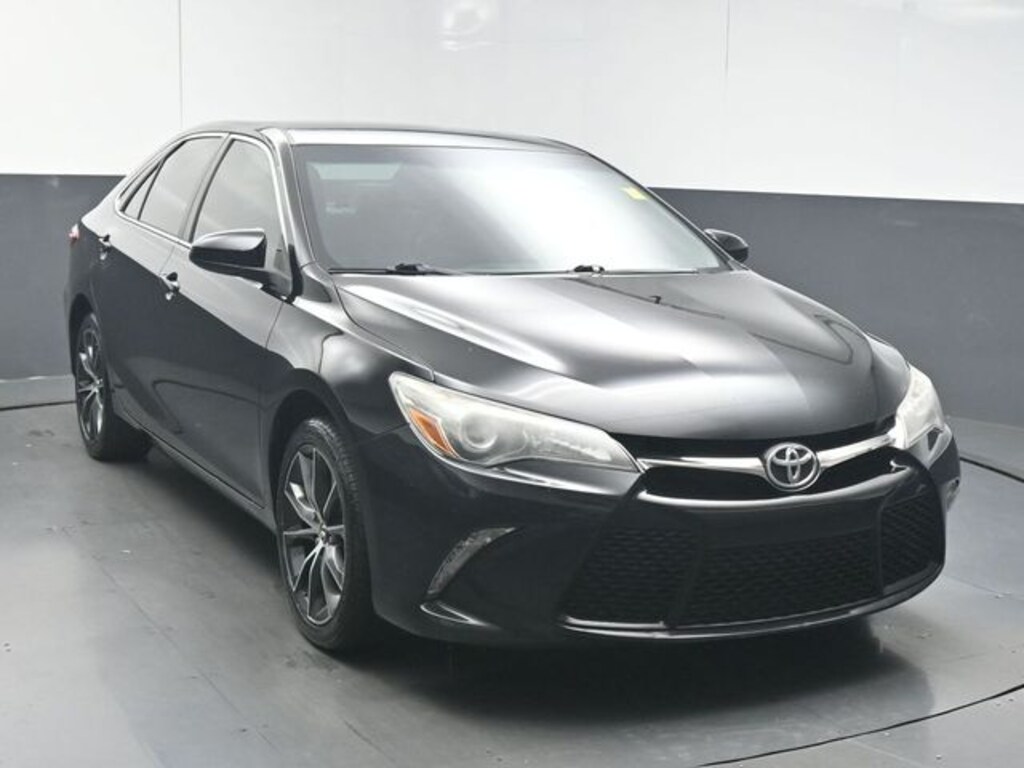 Used 2015 Toyota Camry XSE Sedan