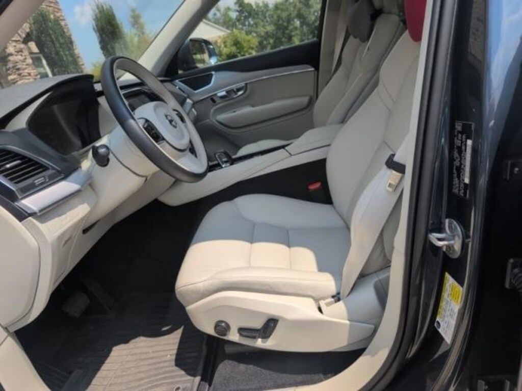 Certified 2024 Volvo XC90 B5 Core SUV