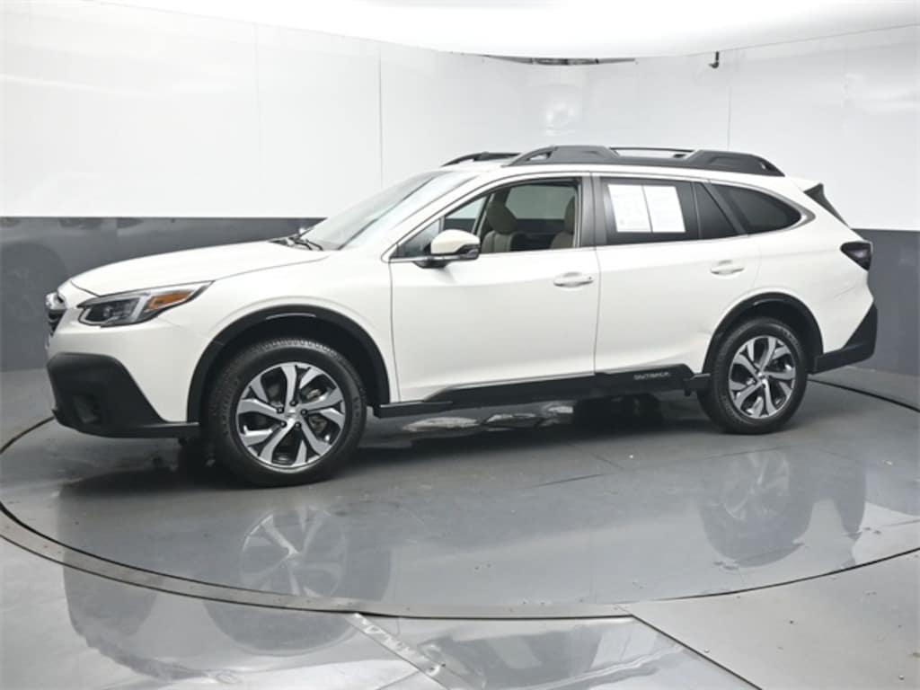 Used 2022 Subaru Outback Limited SUV