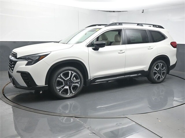 2026 Subaru Ascent Limited photo 4