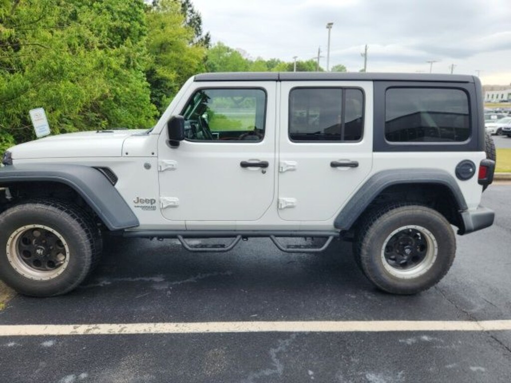 Used 2018 Jeep Wrangler Unlimited Sport S SUV