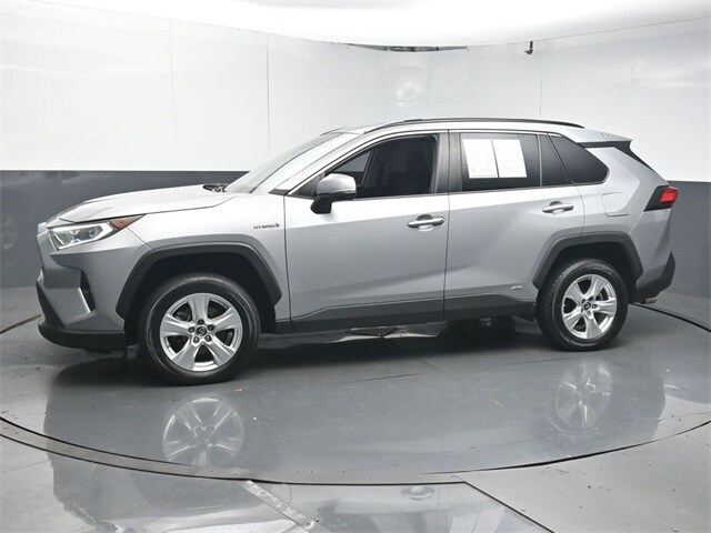 2019 Toyota RAV4 Hybrid XLE photo 4