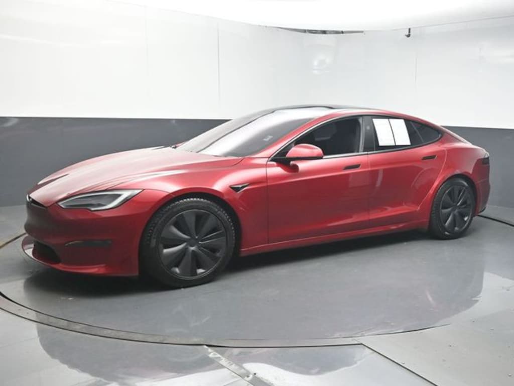 Used 2024 Tesla Model S Base Hatchback