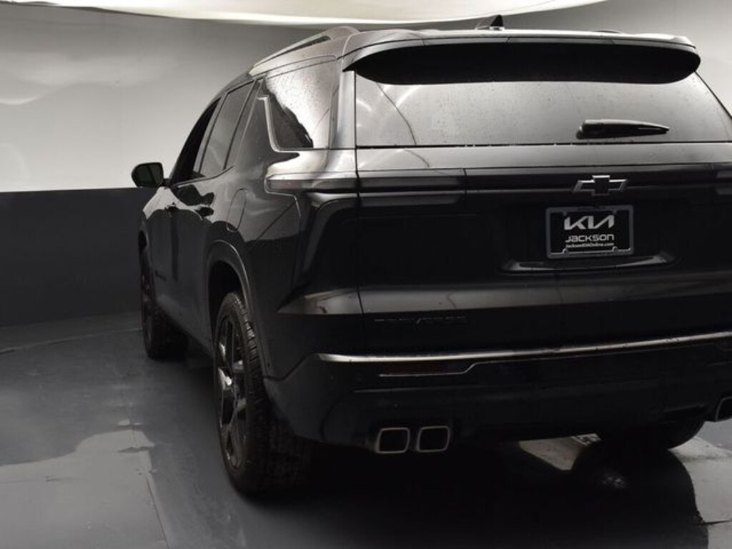 Used 2026 Chevrolet Traverse RS SUV
