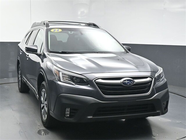 2022 Subaru Outback Premium photo 2