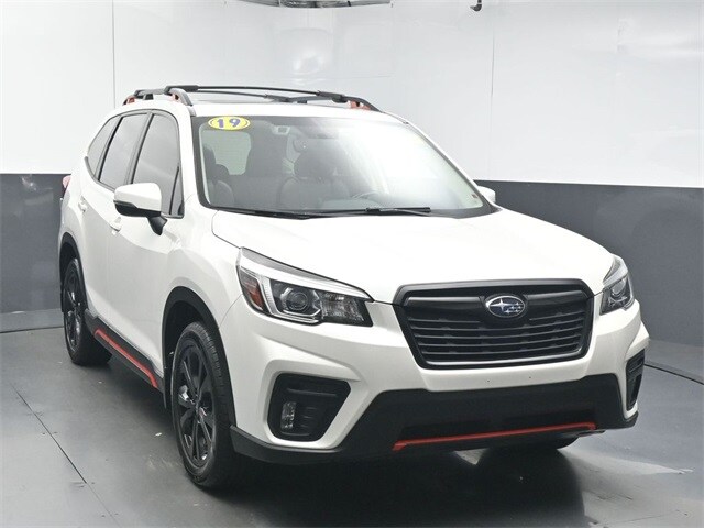 2019 Subaru Forester Sport photo 2