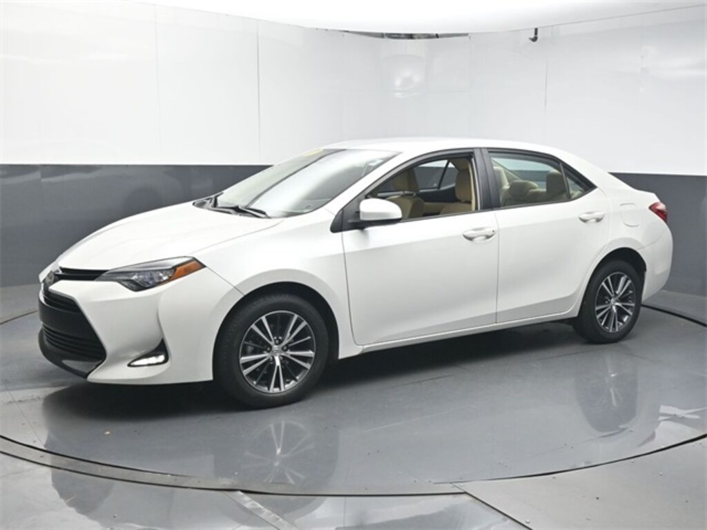 Used 2017 Toyota Corolla LE Sedan
