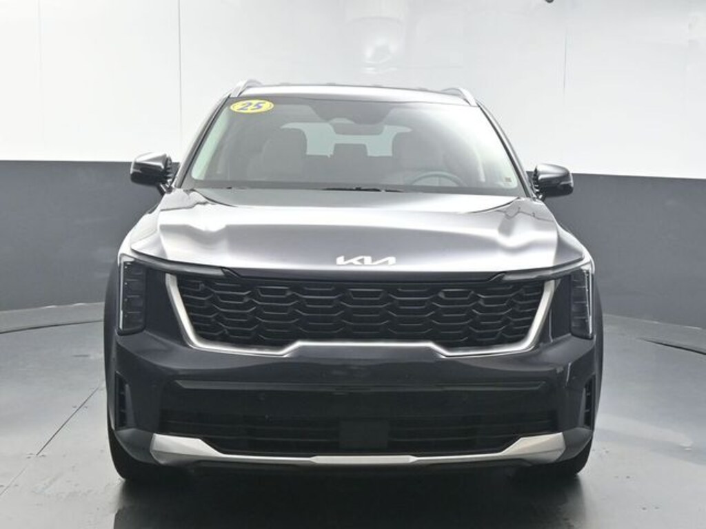 Used 2025 Kia Sorento S SUV
