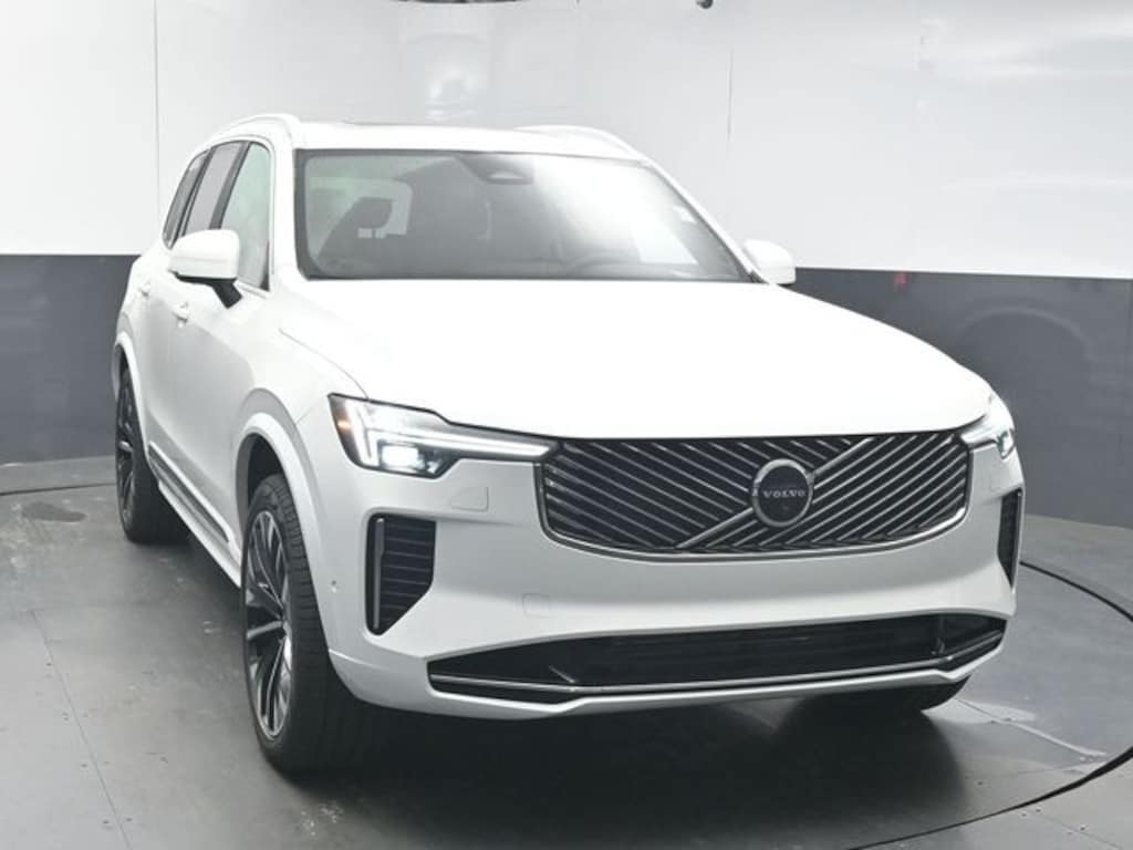 Used 2026 Volvo XC90 Plug-In Hybrid T8 Plus SUV