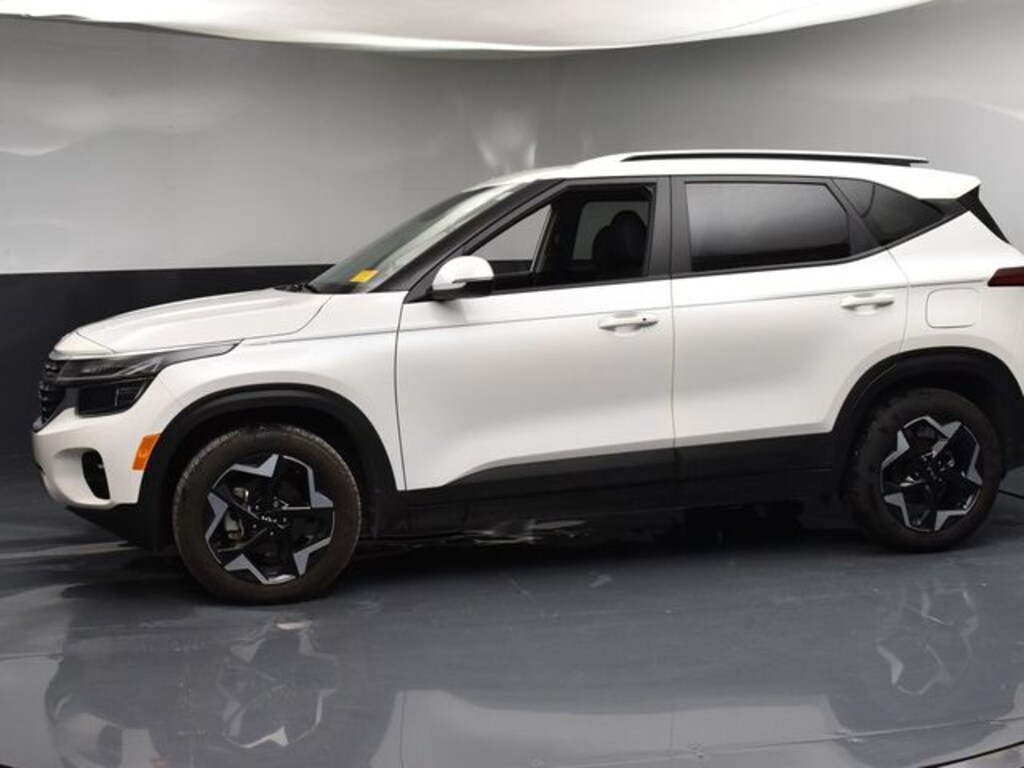 Used 2025 Kia Seltos S SUV