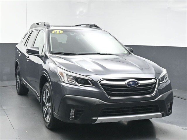 2021 Subaru Outback Limited XT photo 2