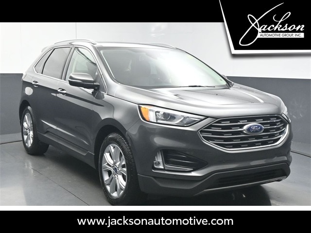 2020 Ford Edge Titanium's photo