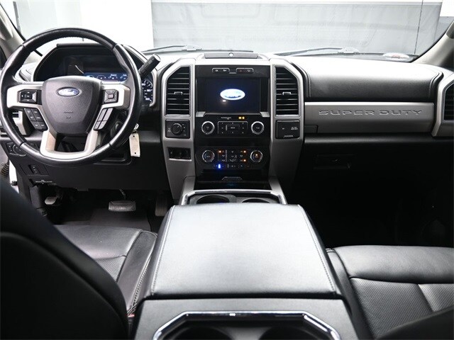 2021 Ford F-250 Lariat photo 2