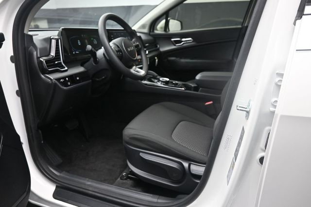 2025 Kia Sportage LX Hybrid - Photo 17