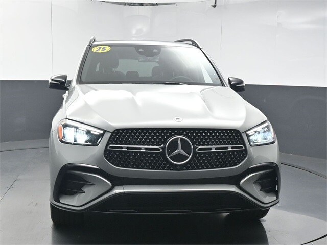 2025 Mercedes Benz GLE 450 4MATIC photo 3