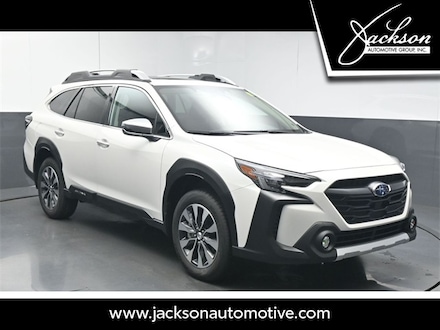 2025 Subaru Outback Touring SUV