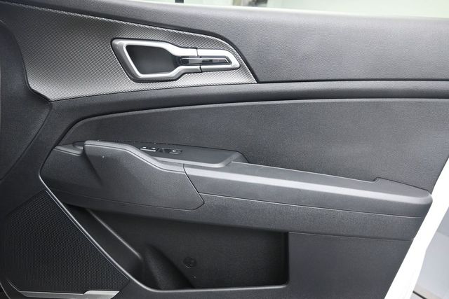 2025 Kia Sportage LX Hybrid - Photo 30
