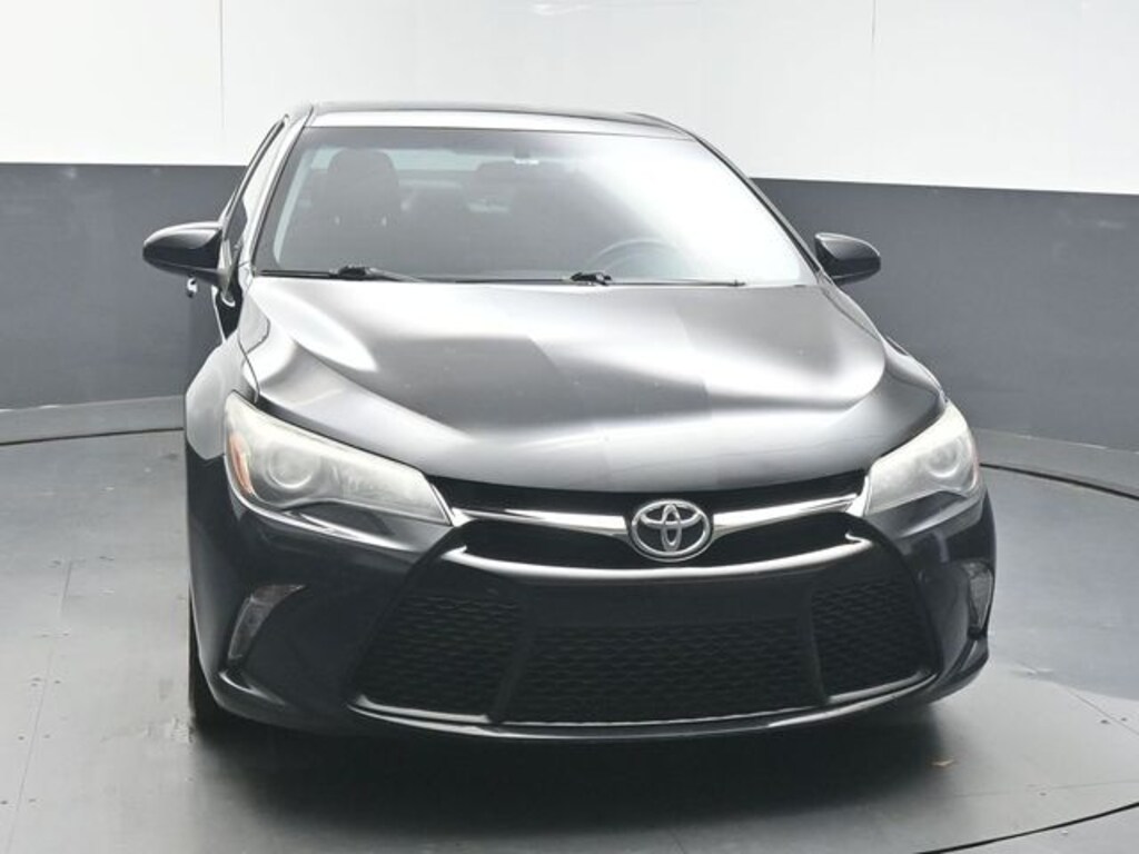 Used 2015 Toyota Camry XSE Sedan