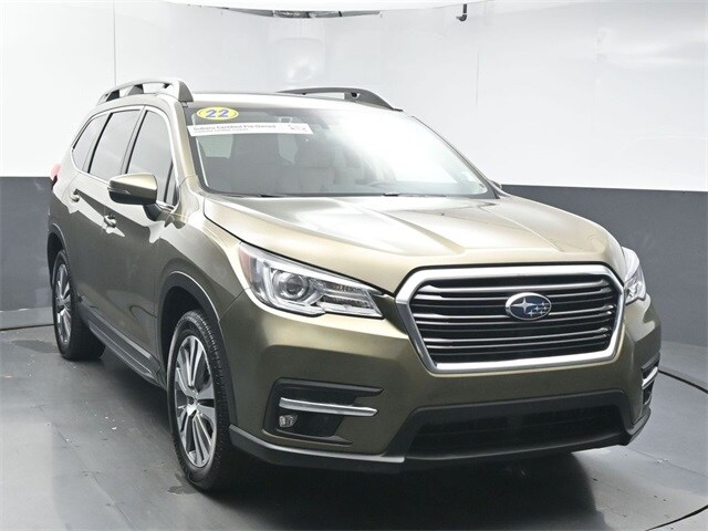 2022 Subaru Ascent Limited photo 2