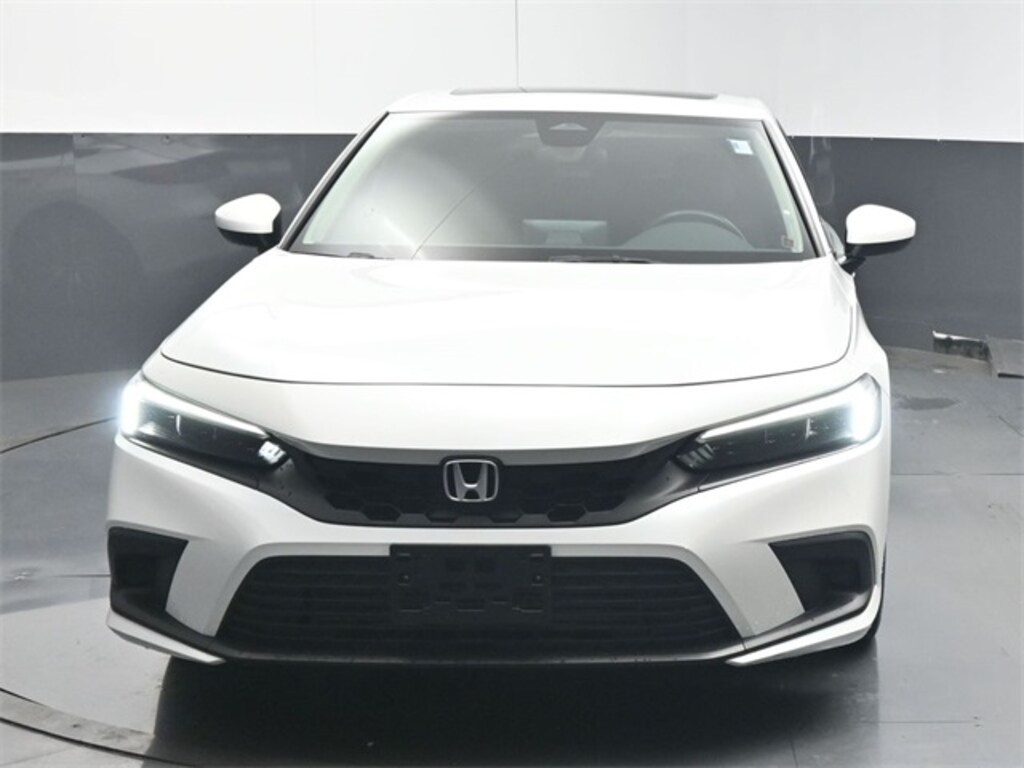 Used 2024 Honda Civic EX-L Hatchback