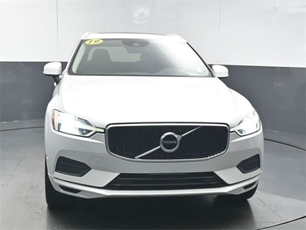 Used 2019 Volvo XC60 T5 Momentum SUV