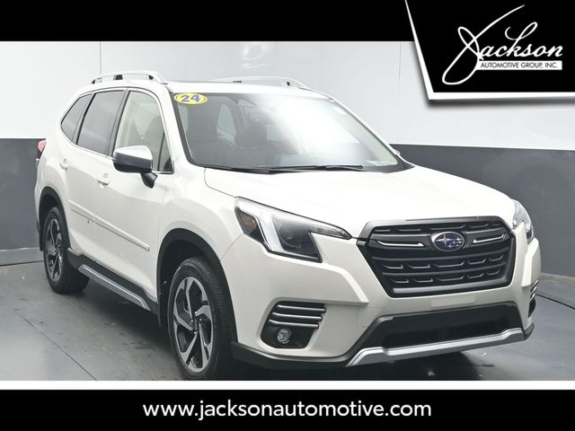 2024 Subaru Forester Touring's photo