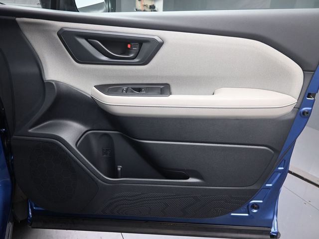 2026 Subaru Forester Base - Photo 28