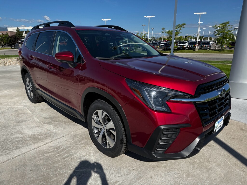 2024 Subaru Ascent Premium photo 2