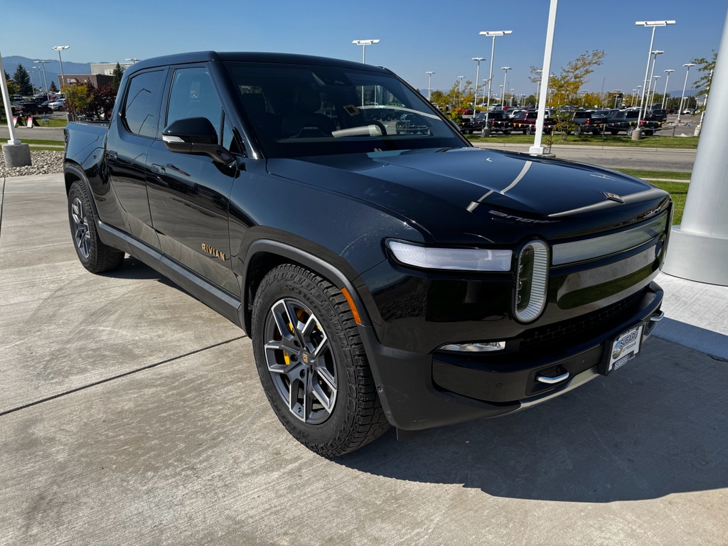 2022 Rivian R1T Launch Edition photo 2