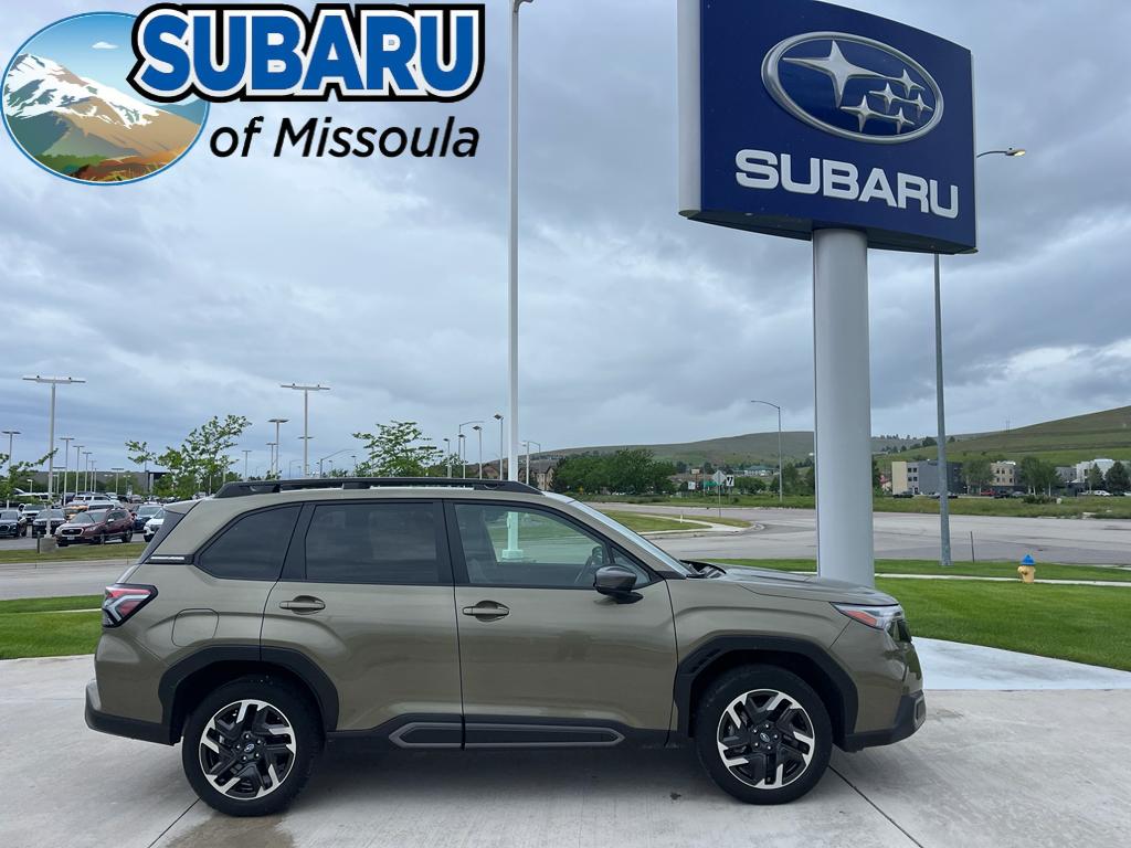 2025 Subaru Forester Limited's photo