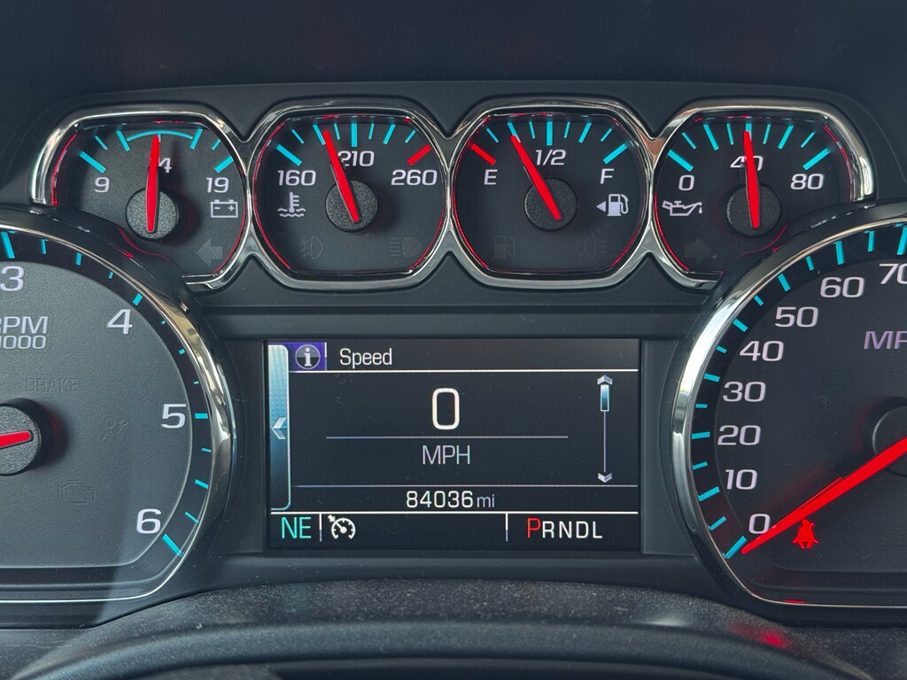 2018 Chevrolet Silverado 1500 photo 2